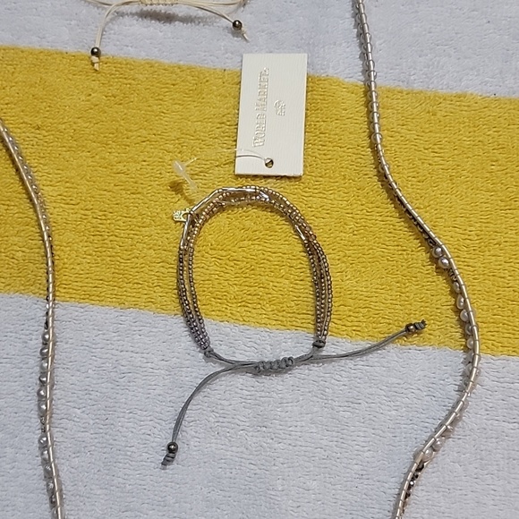 Jewelry - Picture 2 of 9